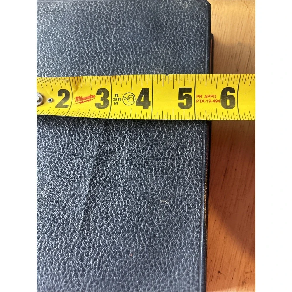 Vintage 1953 Leather Holy Bible Revised Standard Version Nelson Leather Bond‎